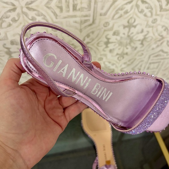 Gianni Bini Elena Bling Studded Detail Low Slingbacks, SZ 6.5 NWOB - Picture 4 of 7